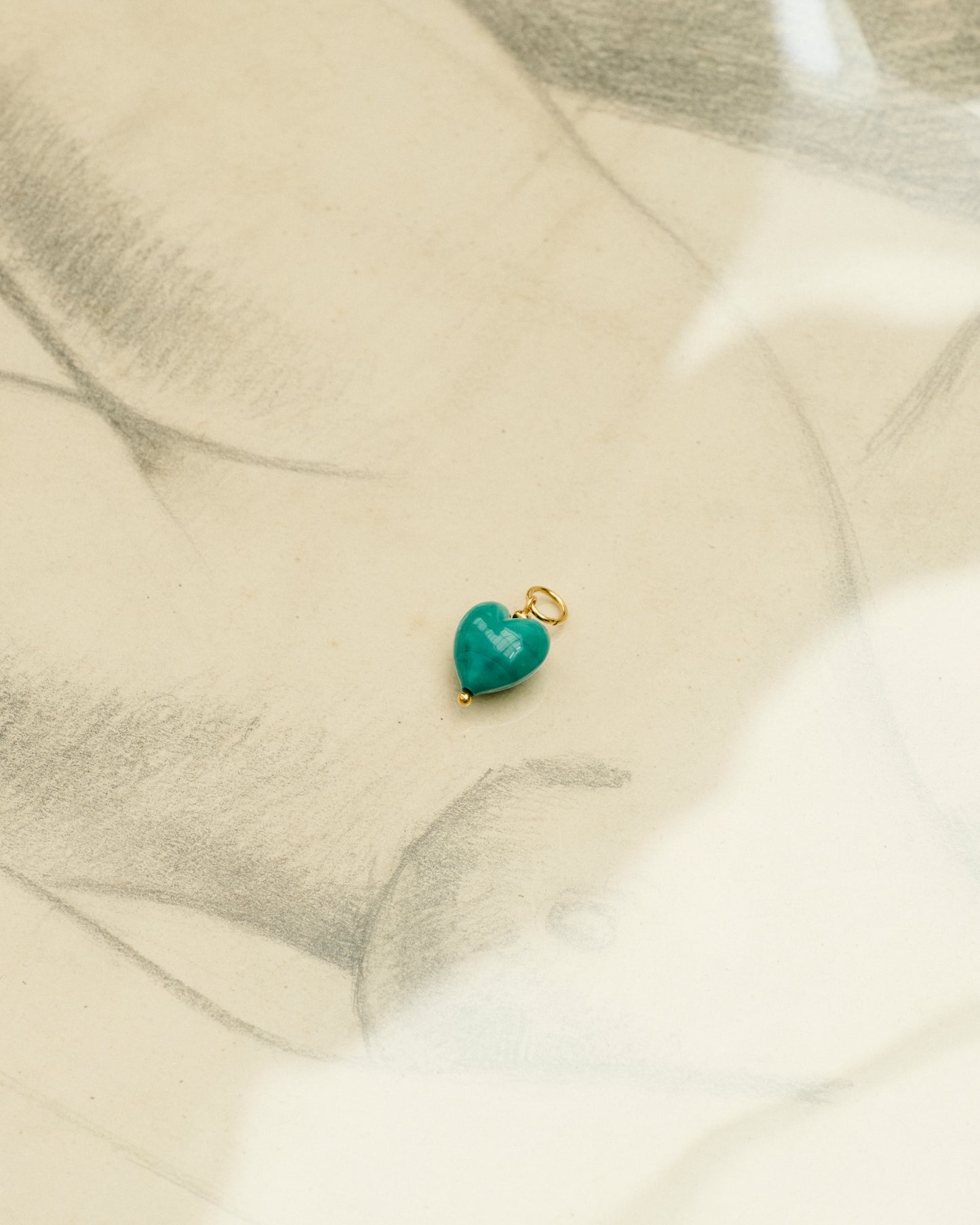 Uma Pendant