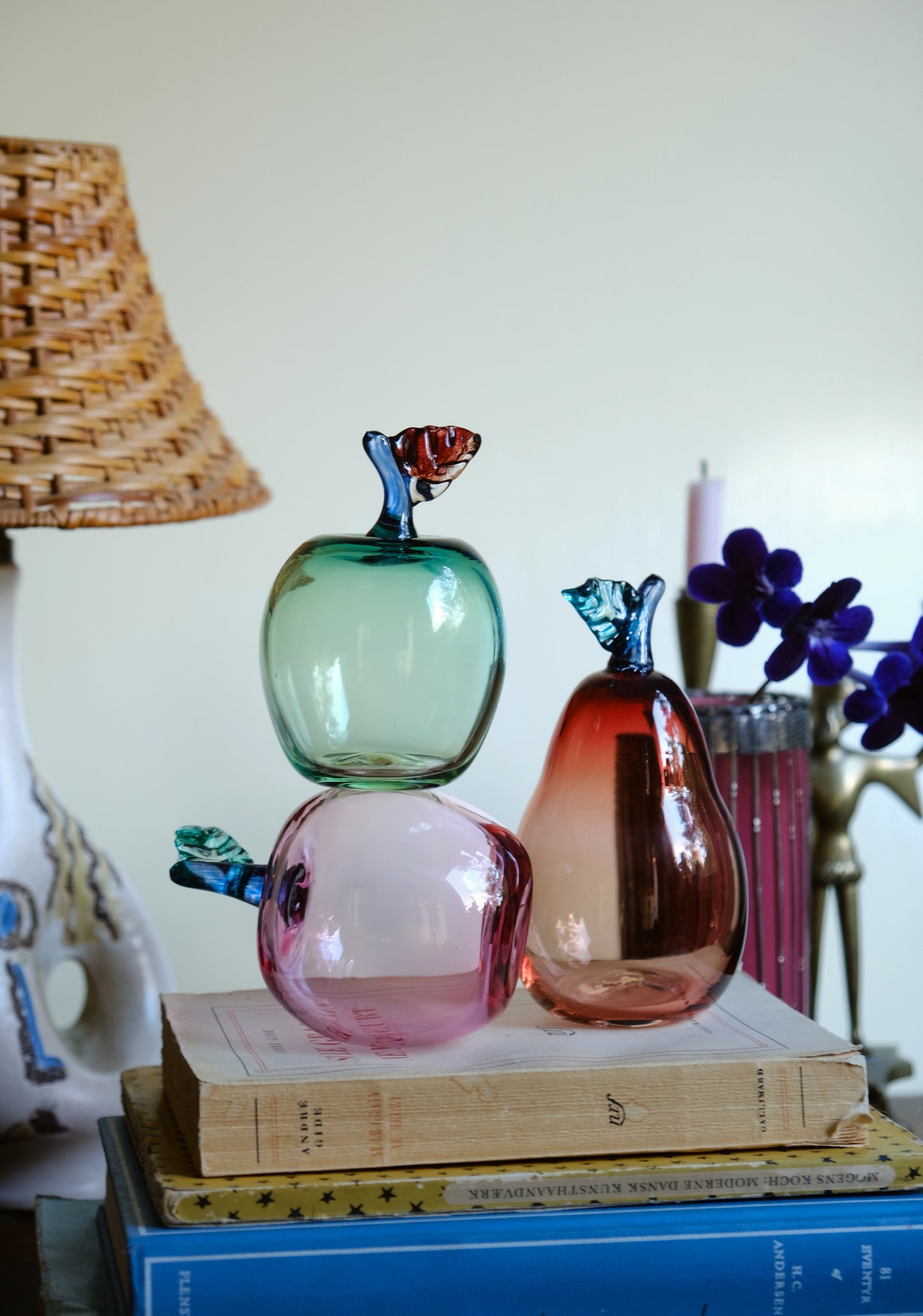 Marianne Paperweight