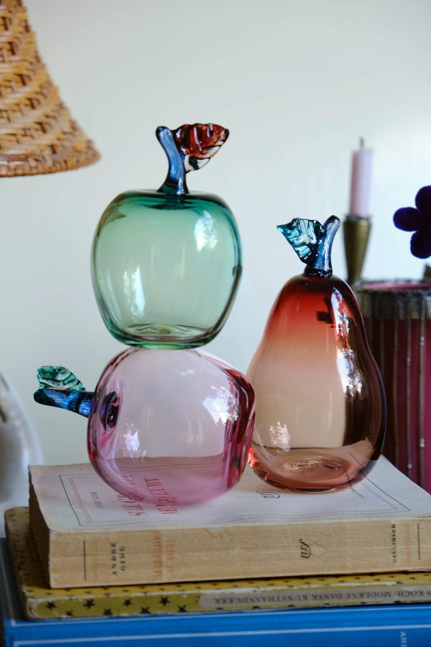 Marianne Paperweight