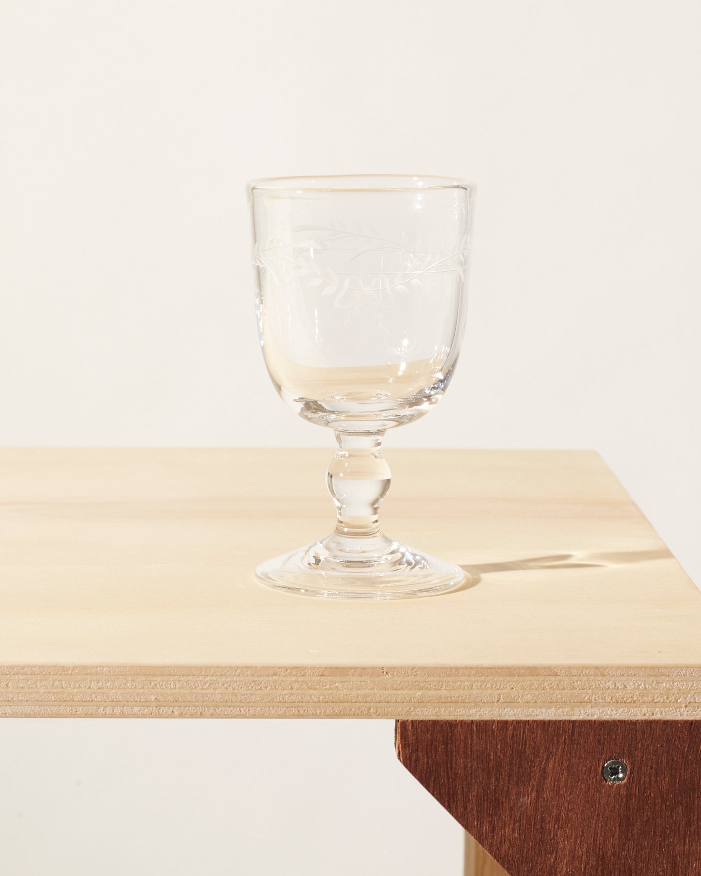 Akua Objects Glassware. Mouth blown and handmade Bohemian Glassware. Made in Bohemia. Add poetry to your table with Barbro water glasses. These contemporary interpreted glasses have been mouth blown with patterns added afterwards, patiently engraved by a master’s hand.