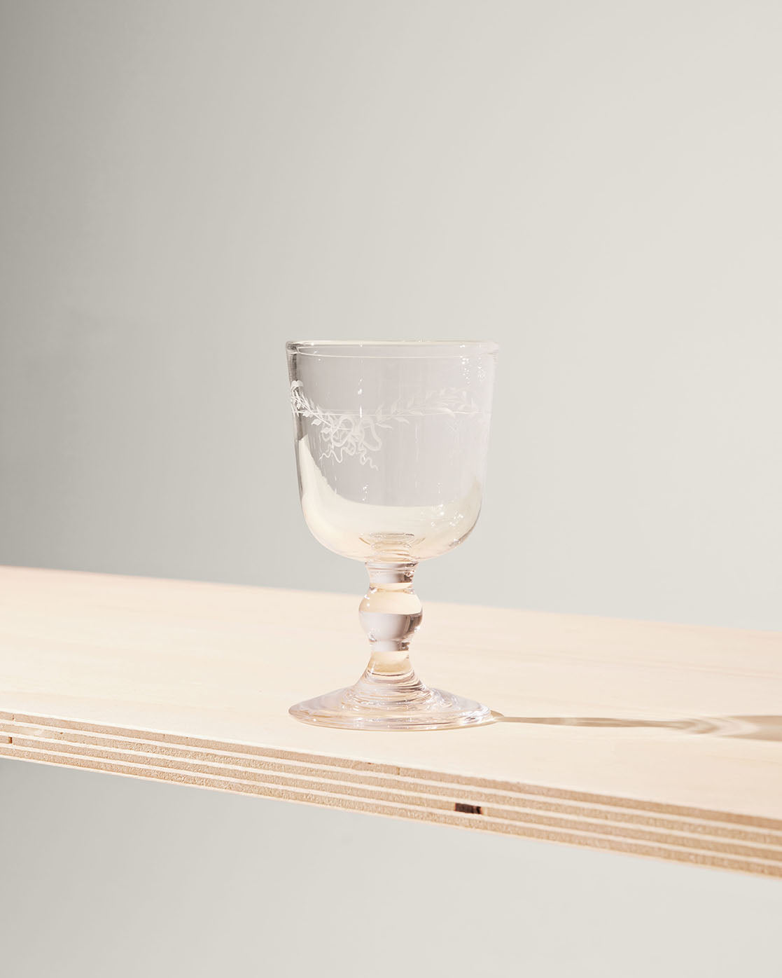 Akua Objects Glassware. Mouth blown and handmade Bohemian Glassware. Made in Bohemia. Add poetry to your table with Barbro water glasses. These contemporary interpreted glasses have been mouth blown with patterns added afterwards, patiently engraved by a master’s hand.