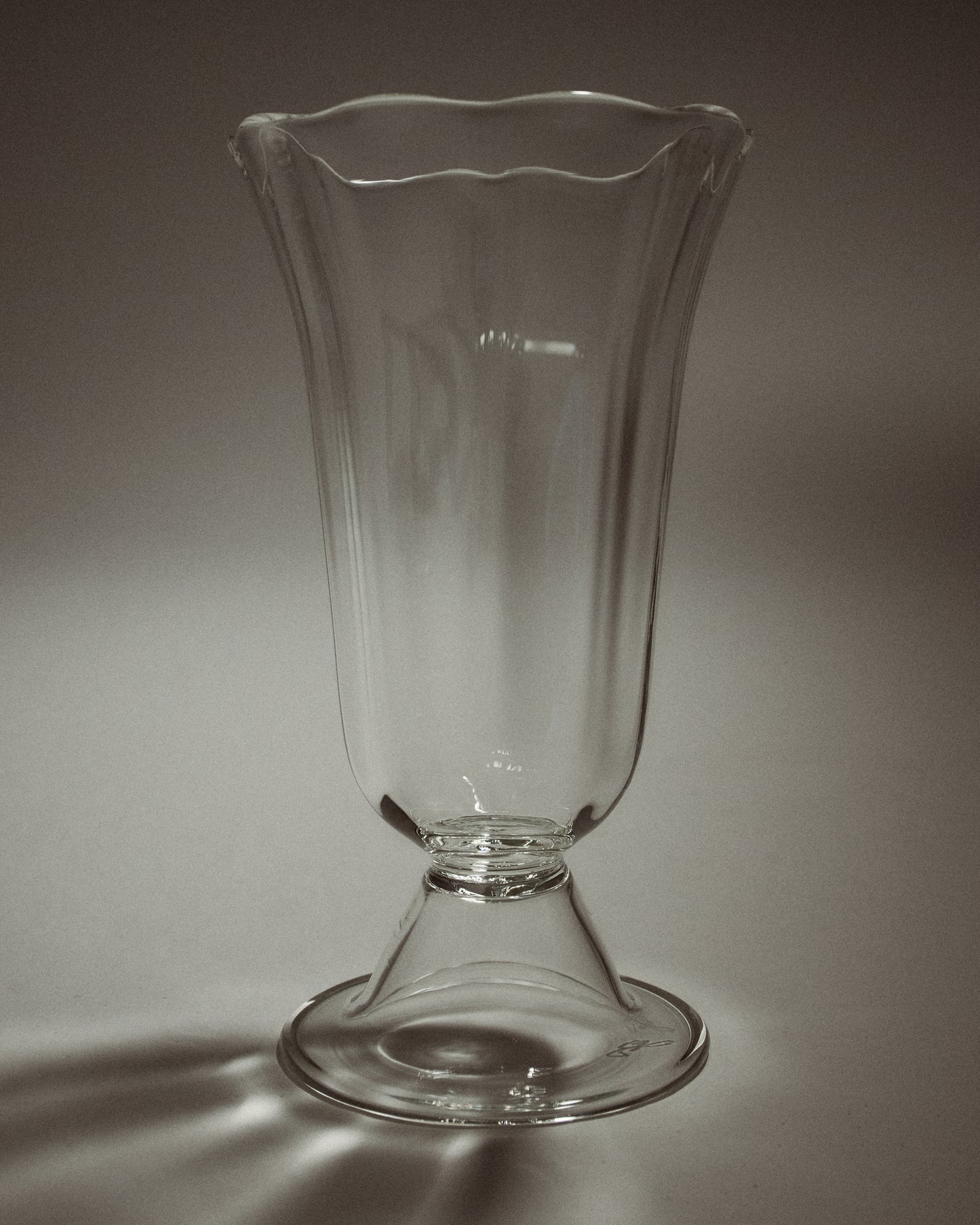 Alban Vase Tulip