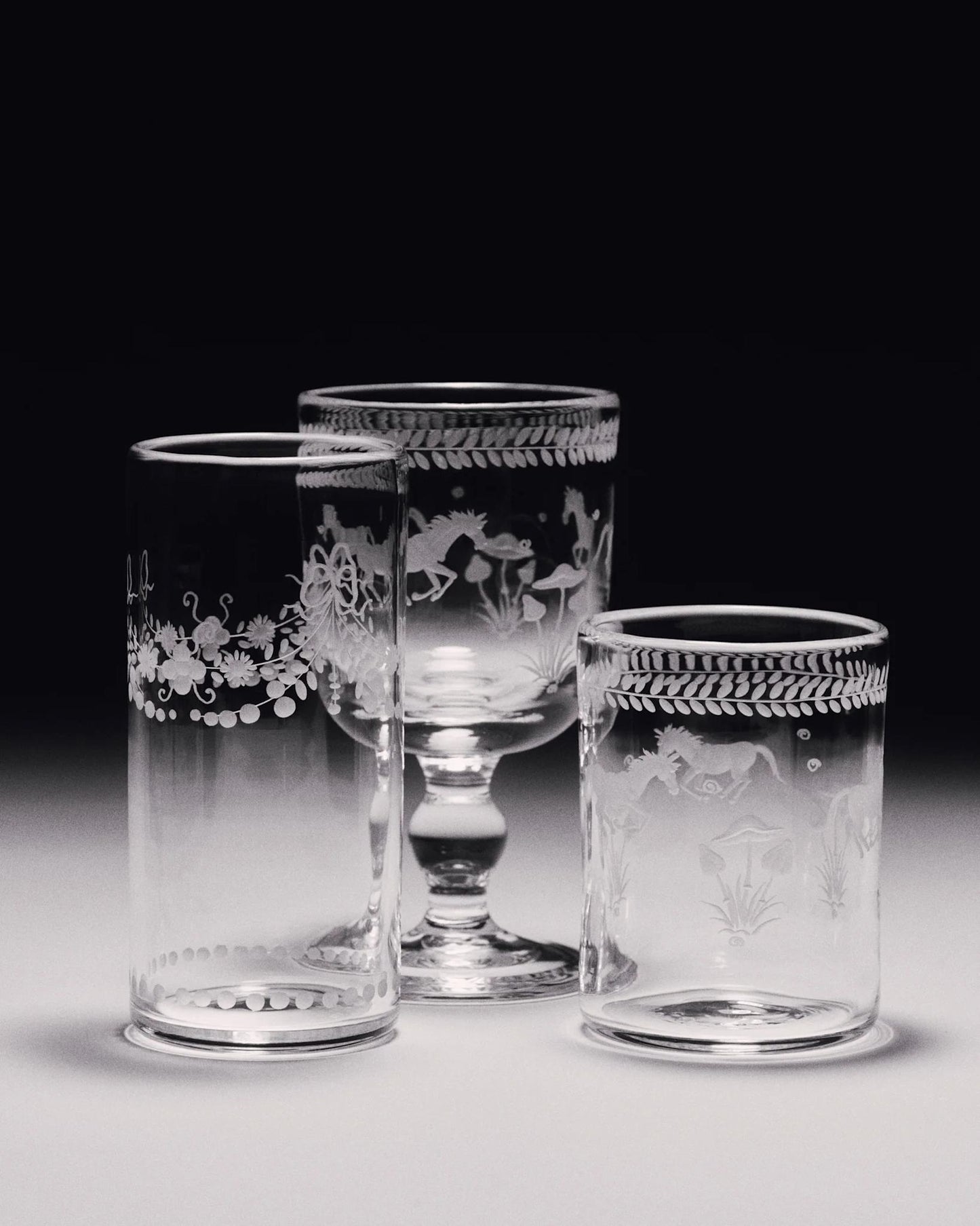 Barbro Wine Glass - Set of four