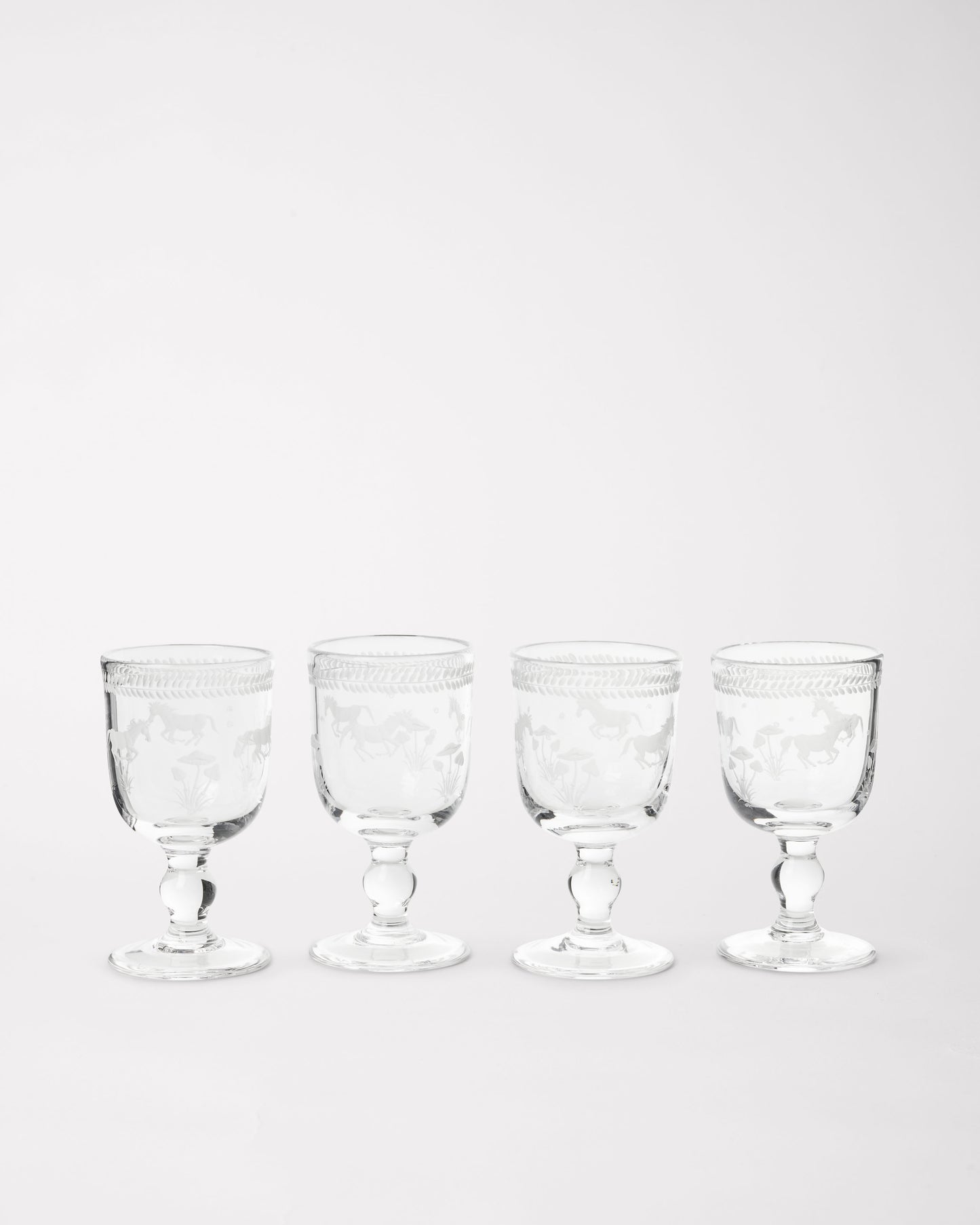 Barbro Wine Glass - Set of four