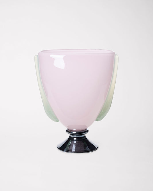 Karl Vase