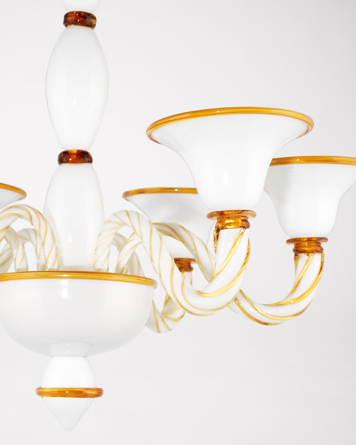 Rosenborg Chandelier Short