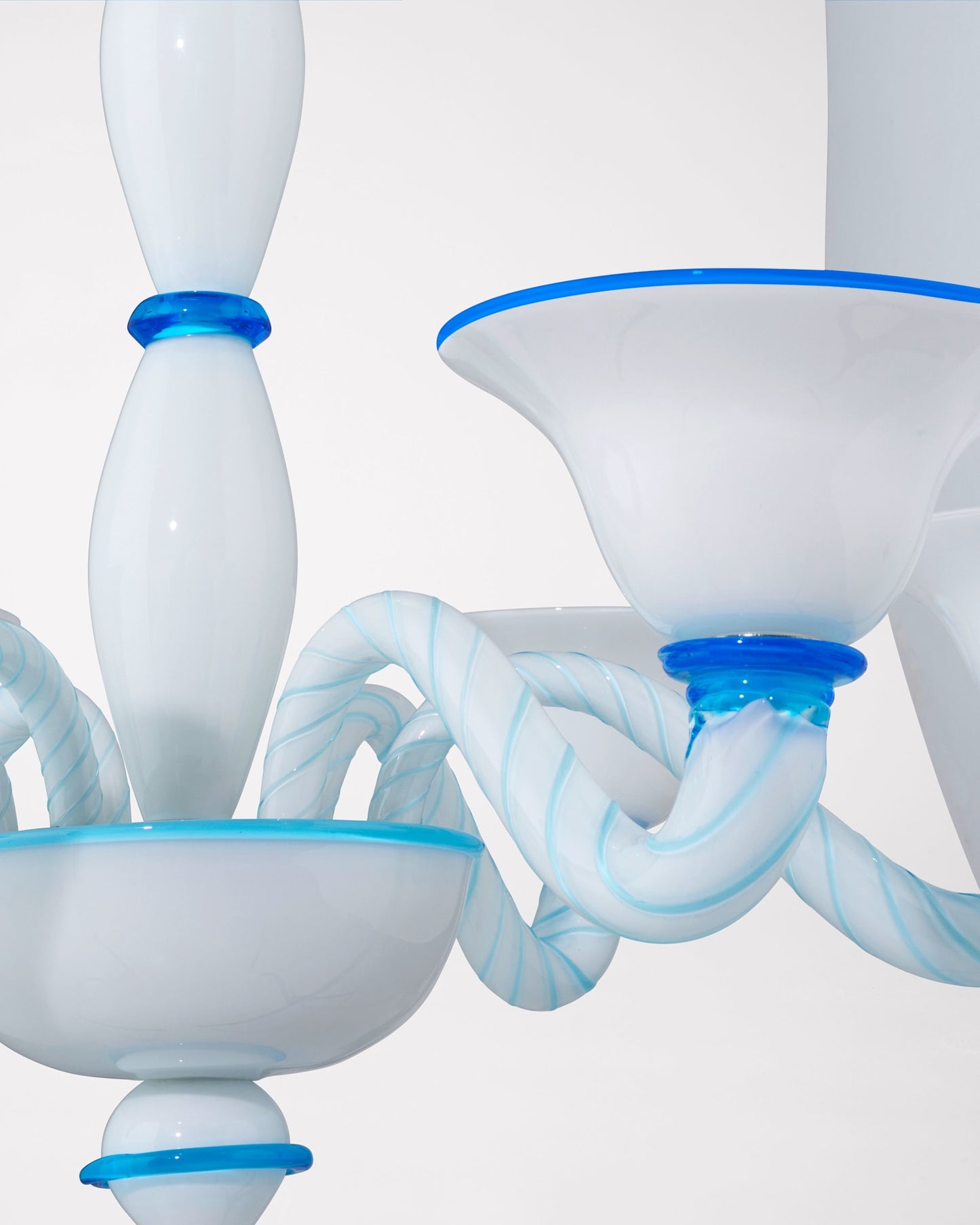 Rosenborg Chandelier Short
